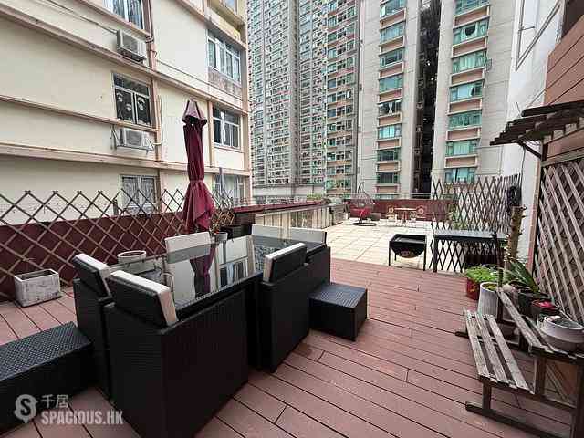 Mid Levels Central - Robinson Crest 01