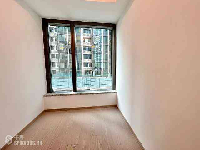Wong Chuk Hang - The Southside Phase 3B Blue Coast 07