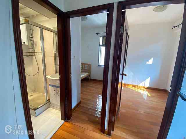 Causeway Bay - Cheong Shing Mansion 02