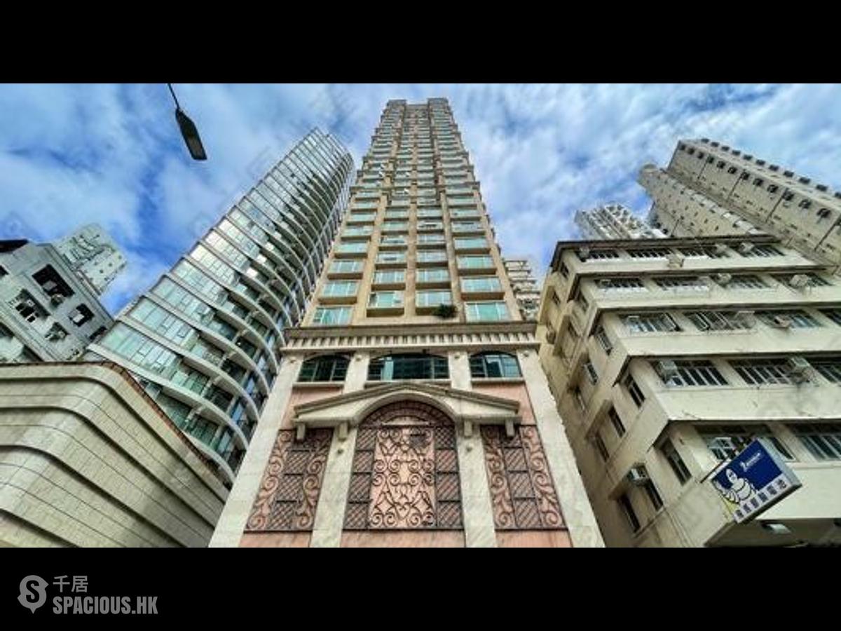 Happy Valley - Le Cachet 01