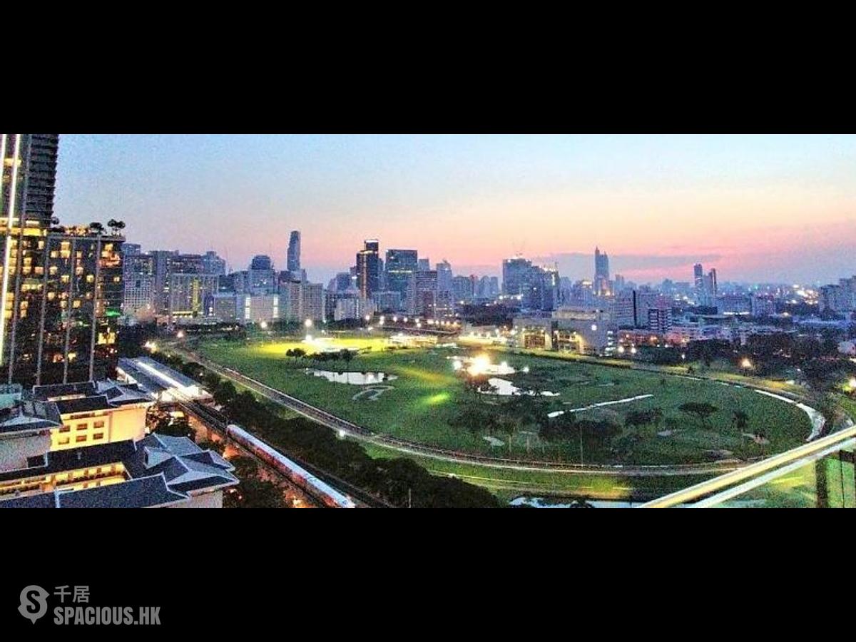 Quarry Bay - The Floridian 01