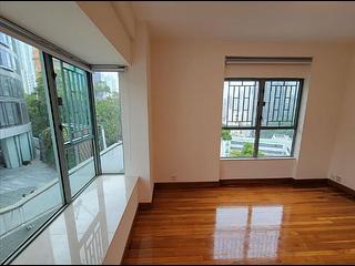 Quarry Bay - The Floridian 06
