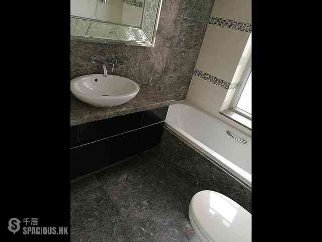 Quarry Bay - Casa 880 03