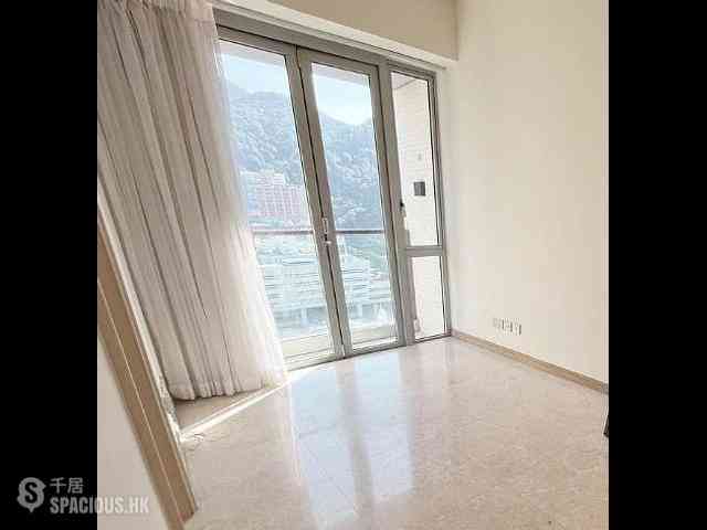 Sai Ying Pun - 63, Pokfulam Emerald House (Tower 2) 01