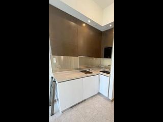 Sai Ying Pun - 63, Pokfulam Emerald House (Tower 2) 03