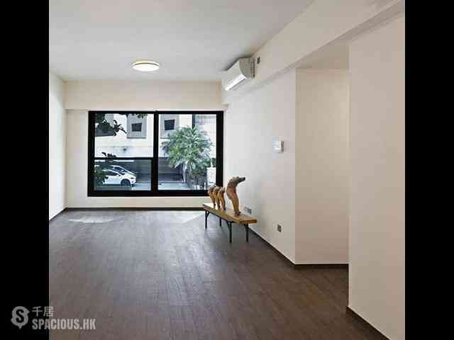 Tai Hang - C.C. Lodge 01