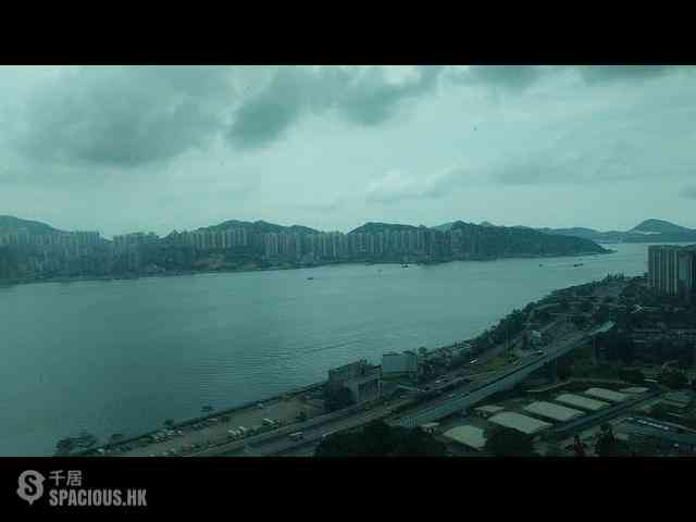 Quarry Bay - Royal Terrace 02