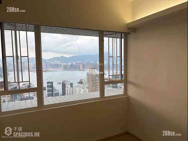 Braemar Hill - Sky Scraper 04