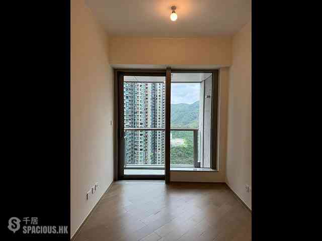Lohas Park - Lohas Park Phase 11B Villa Garda I Block 1 (1A) 01