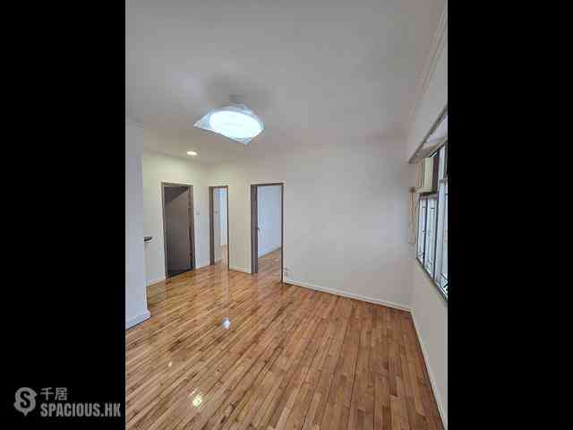Jordan - Ho Kwan Building 01
