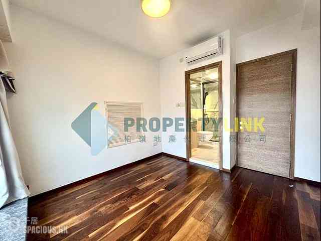 Soho - Centrestage Block 2 07