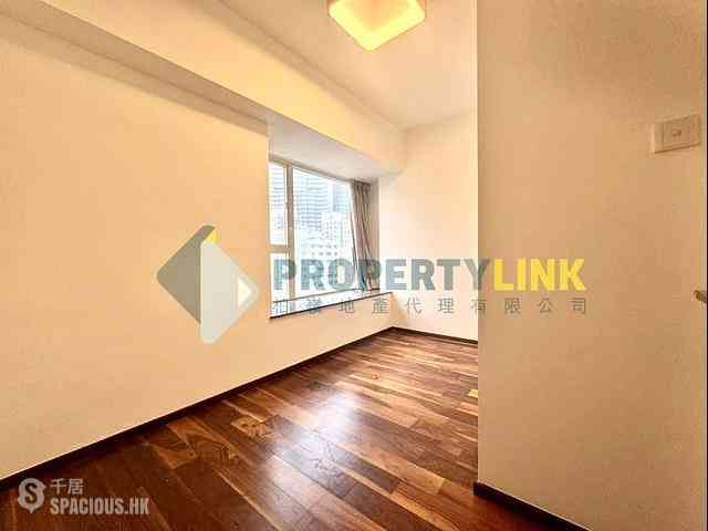 Soho - Centrestage Block 2 09