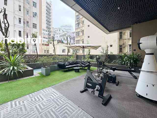 Wan Chai - The Luna 11