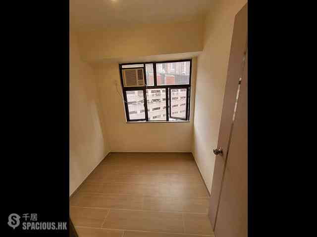 Sai Ying Pun - Rich Court 04