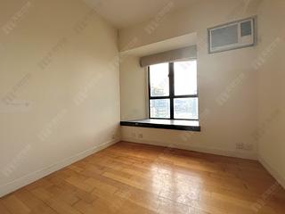 Mid Levels Central - Vantage Park 02
