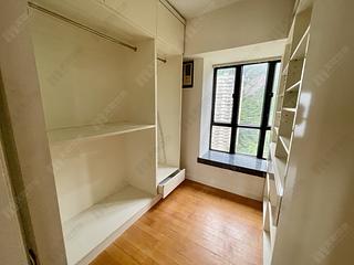 Mid Levels Central - Vantage Park 03