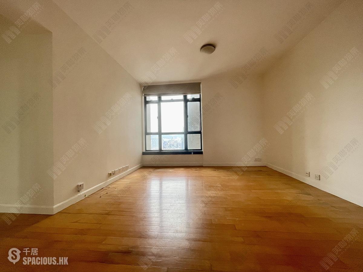 Mid Levels Central - Vantage Park 01