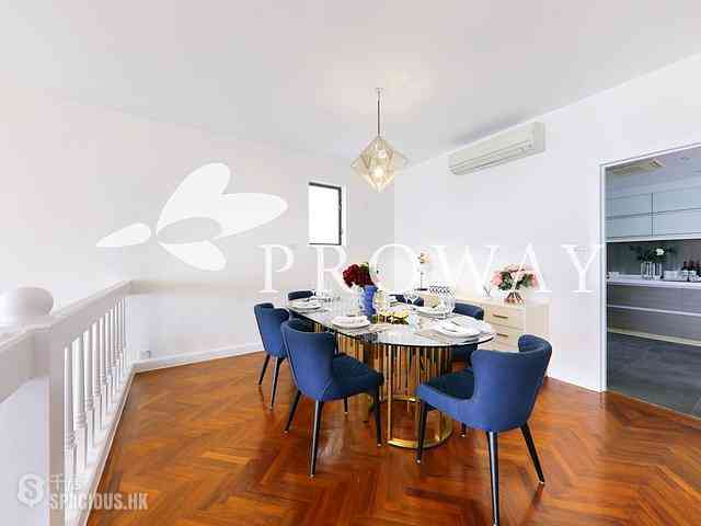Chung Hom Kok - Coral Villas 04