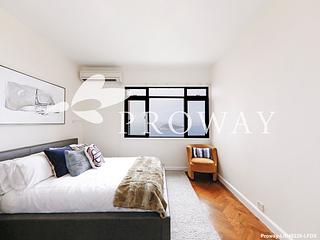Chung Hom Kok - Coral Villas 07