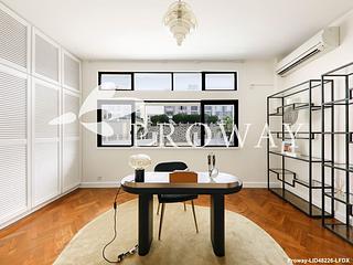 Chung Hom Kok - Coral Villas 10