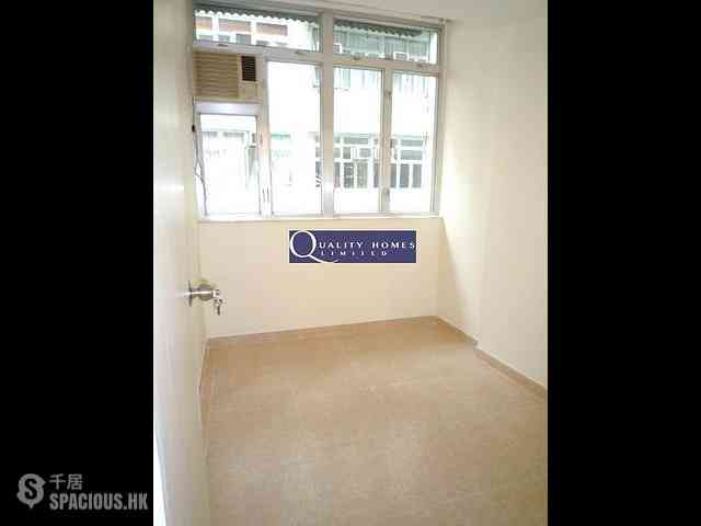 Sai Ying Pun - 23, High Street 05