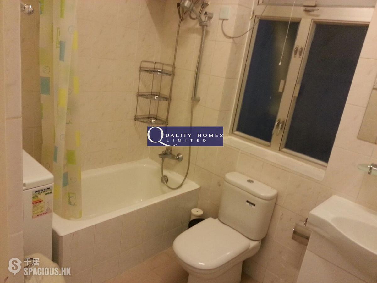 Sai Ying Pun - 23, High Street 01