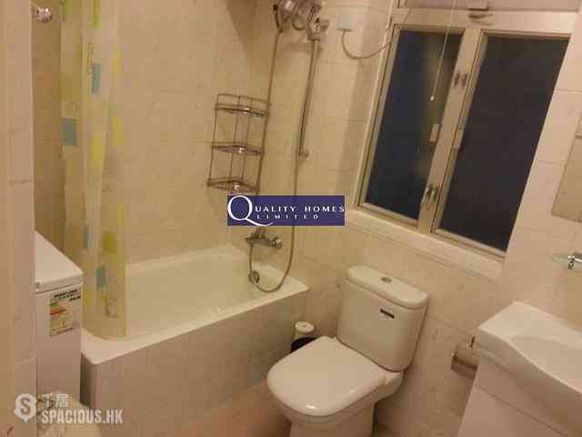 Sai Ying Pun - 23, High Street 01