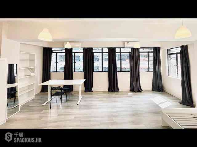 Sheung Wan - 211, Queen's Road Central 02
