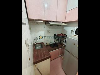 Sai Ying Pun - Tung Cheung Building 03