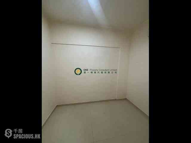 Kennedy Town - May Sun Building 03