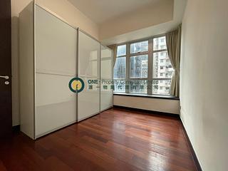 Wan Chai - J Residence 08