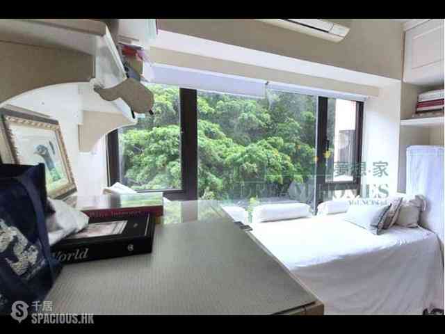 Kennedy Town - Serene Court 11