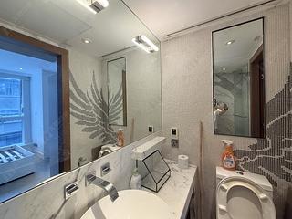 Shek Tong Tsui - Eight South Lane 04