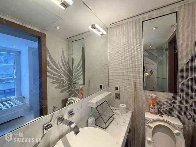 Shek Tong Tsui - Eight South Lane 04