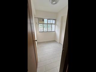 Shau Kei Wan - Sun Lee Building 02