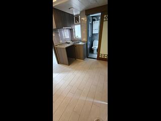 Shau Kei Wan - Sun Lee Building 05