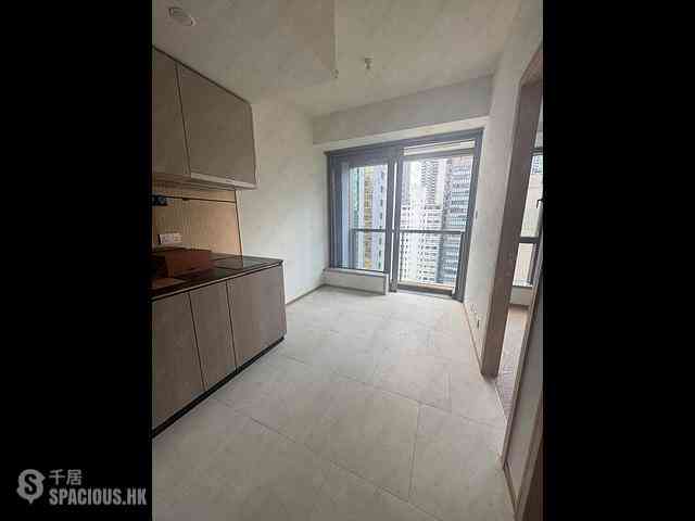 Sai Ying Pun - 9 Eastern Street 12
