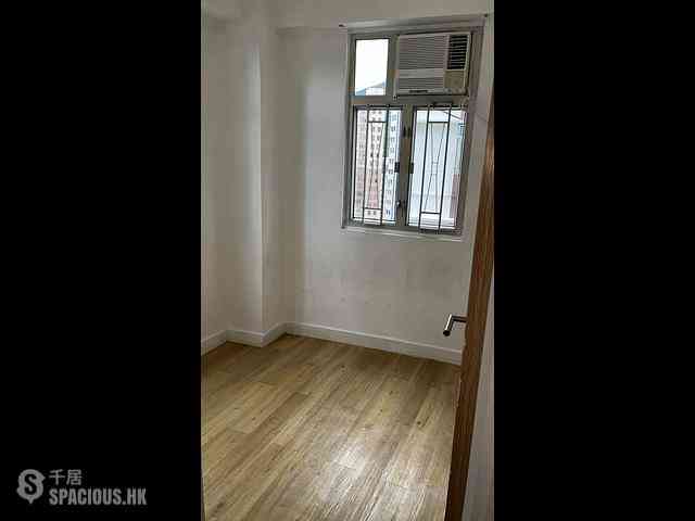 Shau Kei Wan - Golden Mansion 05
