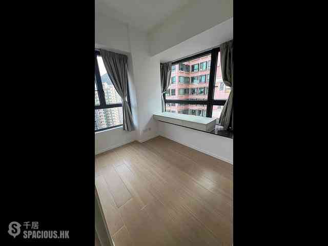 Shau Kei Wan - EAST 17 07