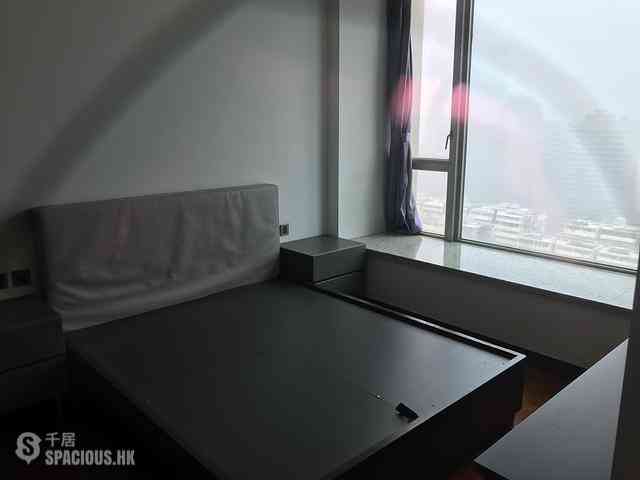 Yau Ma Tei - The Coronation Tower 5 02