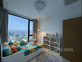 Happy Valley - The Colonnade 10