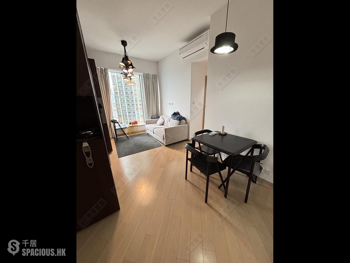 West Kowloon - The Cullinan (Tower 21 Zone 5 Star Sky) 01
