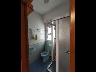 Sai Wan Ho - Lee Ga Building 08