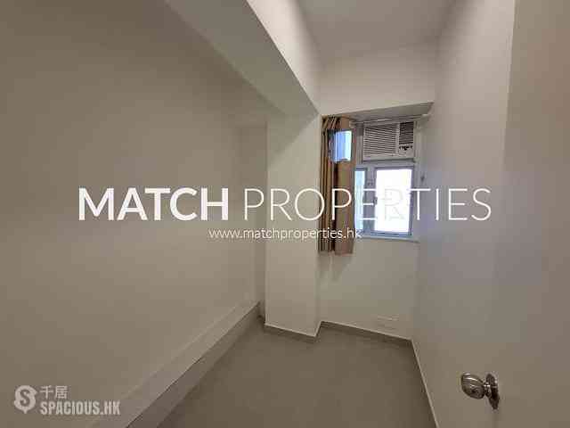 Wan Chai - Sun Hey Mansion 02