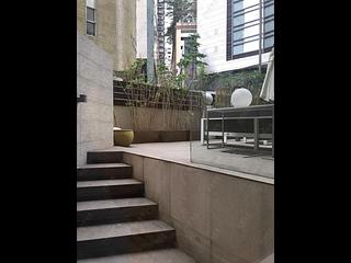 Mid Levels Central - Windsor Court 07