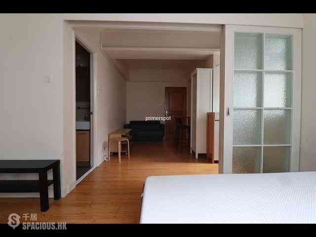 Wan Chai - Hay Wah Building Block A 06