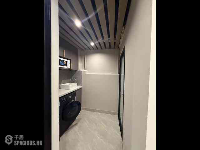 Mong Kok - 1038 Canton Road 11