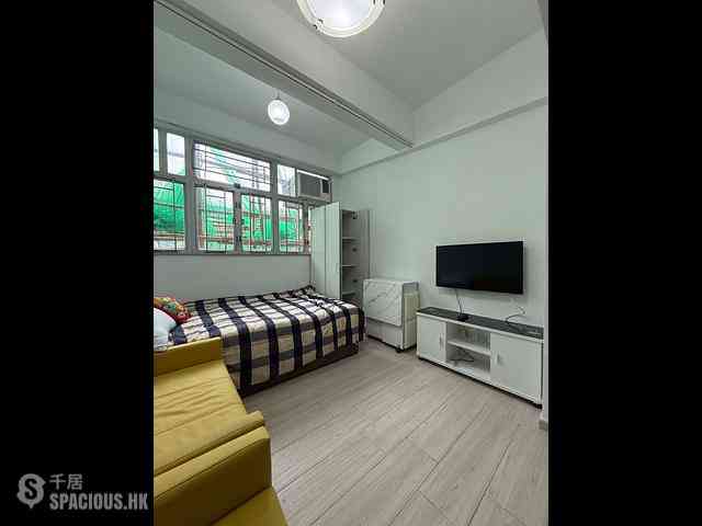 Mong Kok - Hong Lok Mansion 01