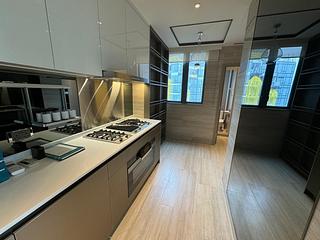 Wong Chuk Hang - The Southside Phase 1 Southland Tower 2A 13