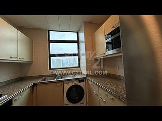 Mid Levels Central - Fairlane Tower 08